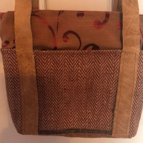 Fiskur fish Leather accent crossbody - Picture 1 of 8